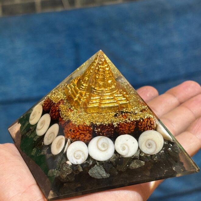 Original Crystal Laxmi Pyramid - Vastu Money Wealth Good Luck Prosperity / MONEY PYRAMID