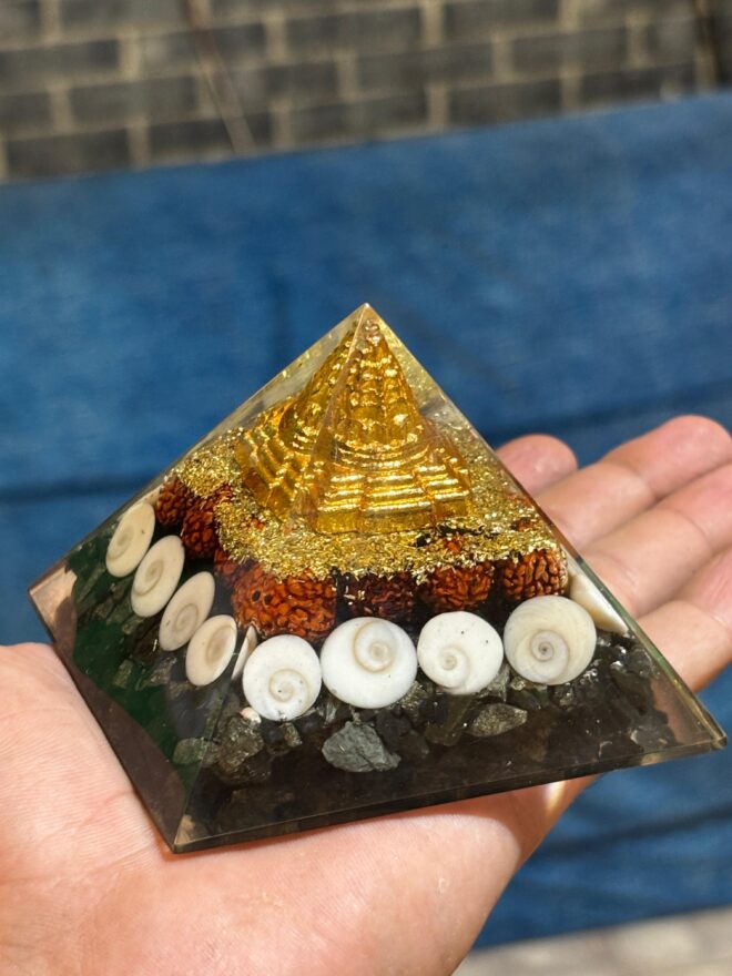 Original Crystal Laxmi Pyramid - Vastu Money Wealth Good Luck Prosperity / MONEY PYRAMID